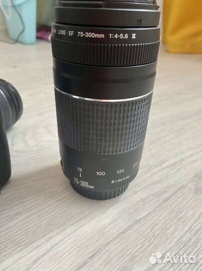 Зеркальный фотоаппарат