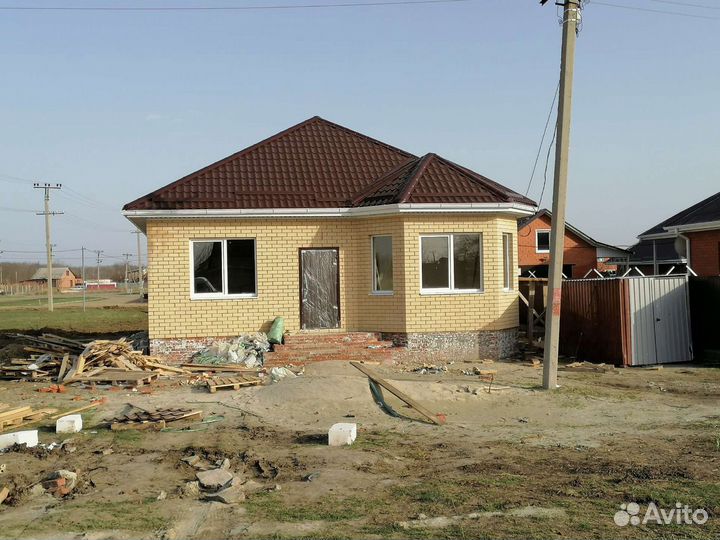 От фундамента до кровли