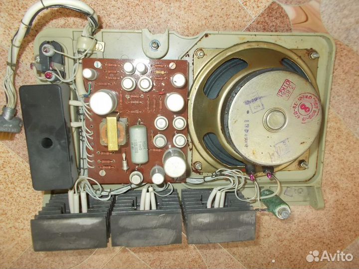 Запчасти для кинопроекторов: объективы, лампы и др