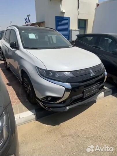 Mitsubishi Outlander 2022, 0 км