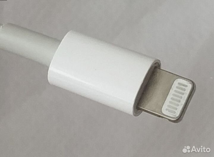 Кабель USB-C-Lightning бу