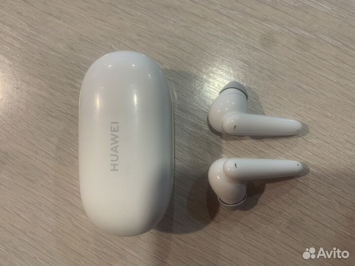 Беспроводные наушники huawei freebuds se