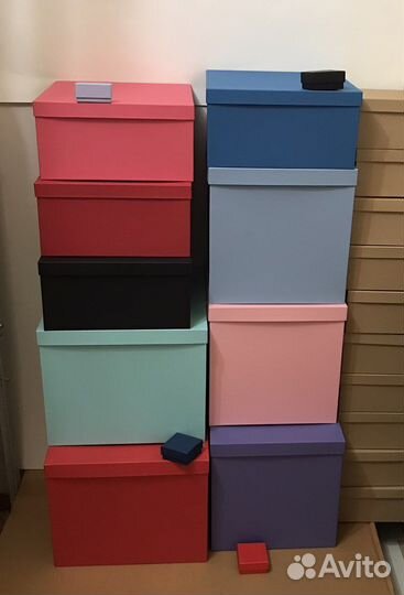 Большая подарочная коробка