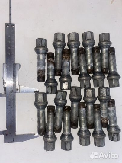 М14 1,5 70мм конус Удлиненные ступичные болты VAG