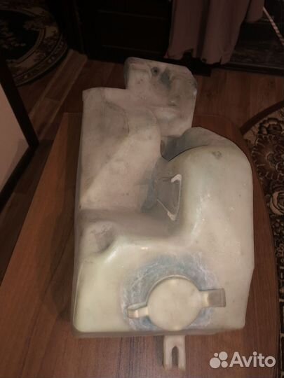 Бачок омывателя bmw 5 e34 61678359046