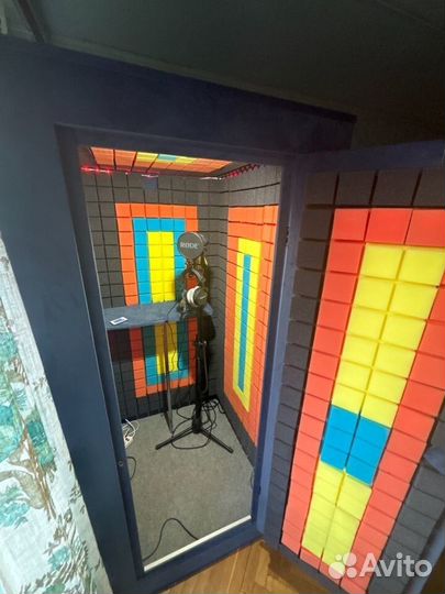 Вокальная кабина