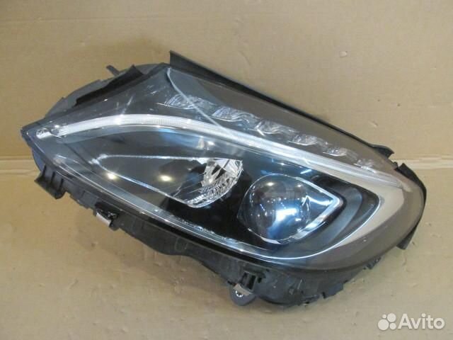 Фара левая Mercedes-Benz C-Class