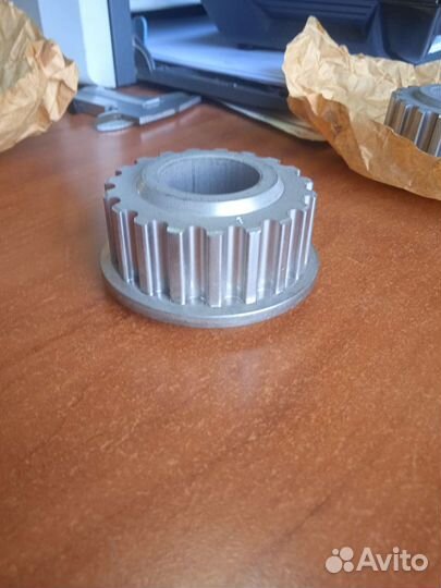 Продам шестерню коленвала оригинал Renault Logan