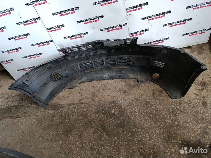 Бампер передний Фольксваген Пассат В5