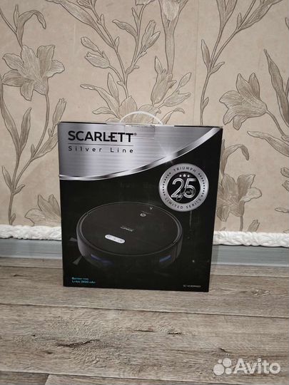 Робот пылесос Scarlett