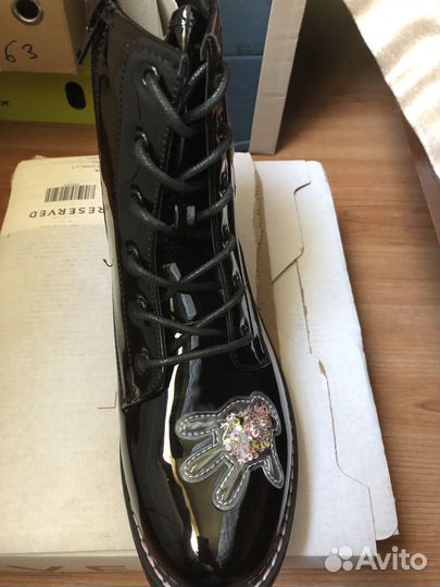 Новые ботинки для девочек