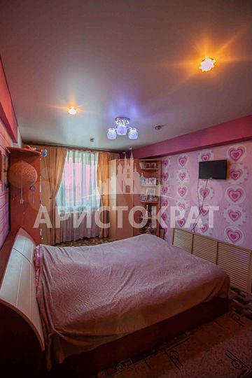 3-к. квартира, 70 м², 5/5 эт.