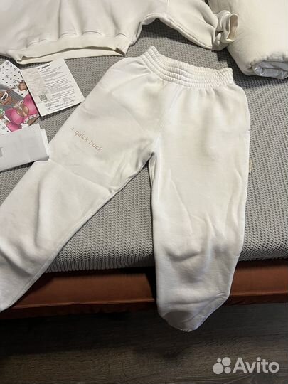 Спортивный комтюм a quick back