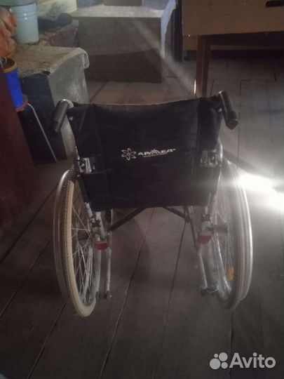 Инвалидная коляска