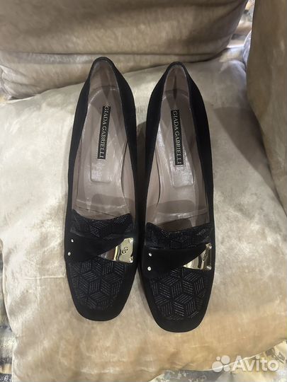 Туфли Guada Gabrieli 42 размер замша каблук 5 см