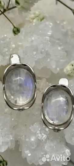 Серьги с лунным камнем (одуляром)