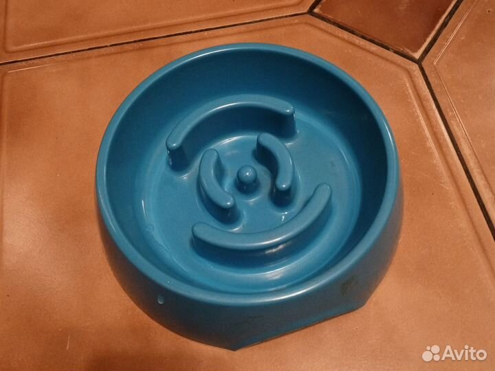 Миска для медленного кормления собак