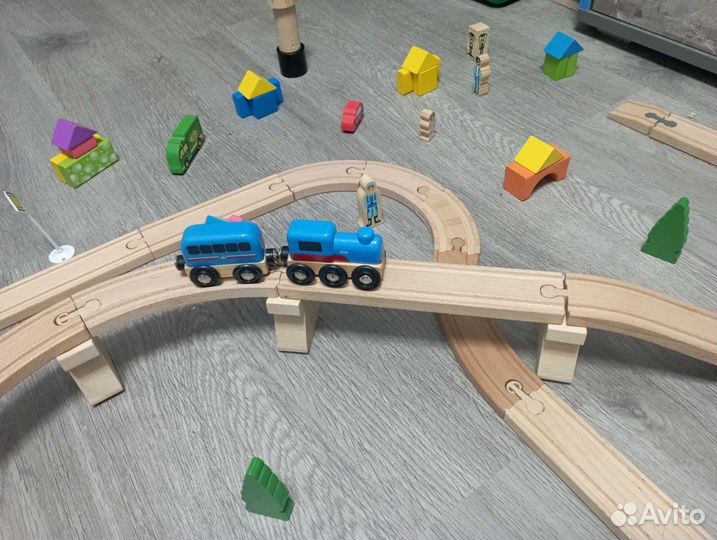 Деревянная железная дорога