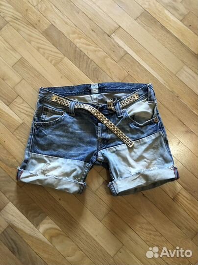 Джинсовые шорты