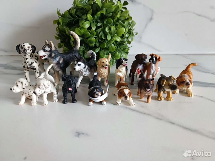 Фигурки собак Schleich