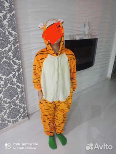 Новогодний костюм для мальчика на 9-10 лет