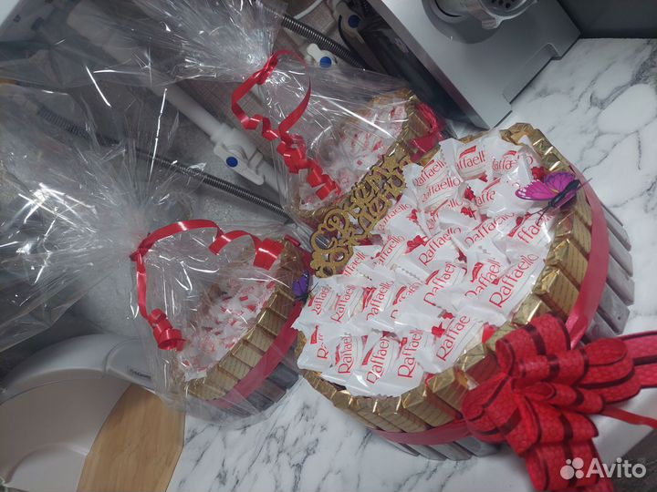 Торты из конфет на заказ