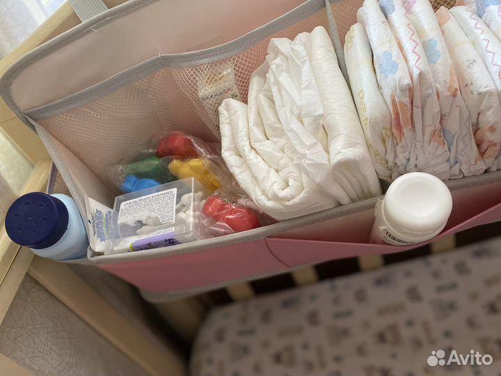 Органайзер на кроватку