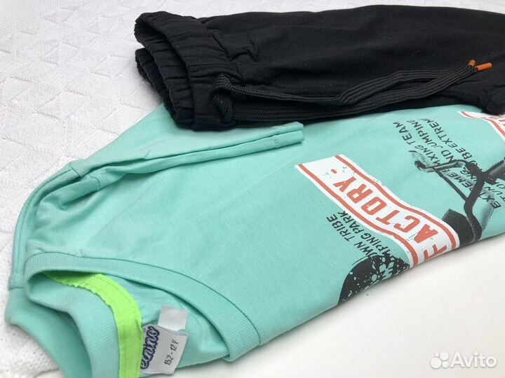 Костюм Турция 152,164 новые (шорты, футболка)