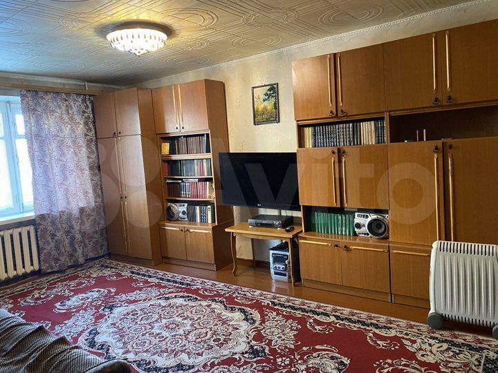 2-к. квартира, 56 м², 2/5 эт.
