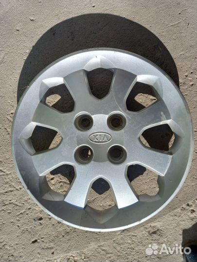 Колпаки на кia. R-14