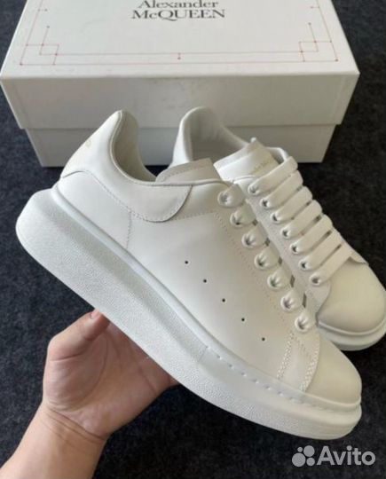 Кроссовки Alexander Mcqueen White Season Ly