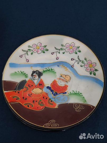 Костяной фарфор япония