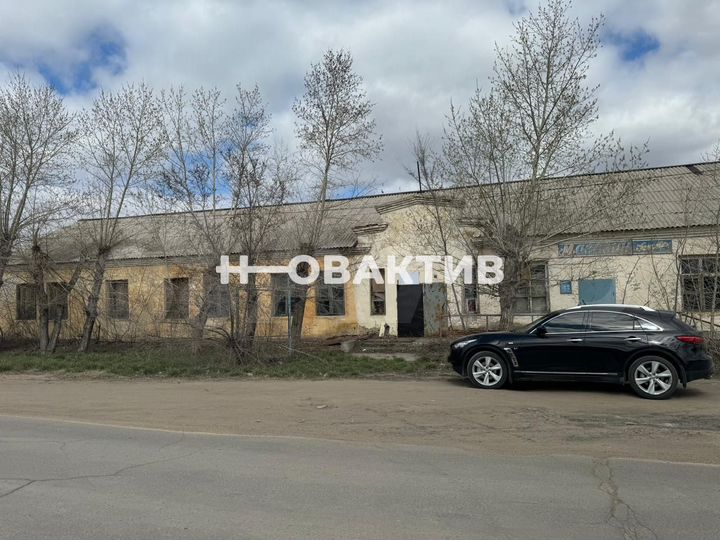 Сдам торговое помещение, 386 м²