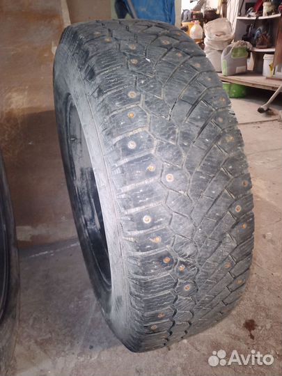 Gislaved Nord Frost 200 SUV 215/70 R16