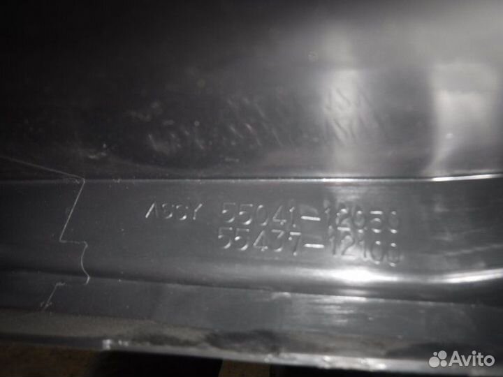 Бардачок Toyota Corolla 151 1ZR 2011