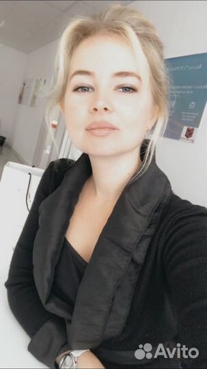 Помощник директора