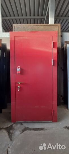 Двери из стали с порошковым покрытием от завода