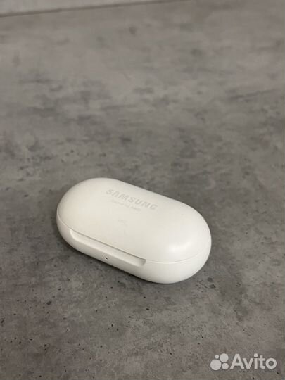 Кейс от наушников Samsung Galaxy Buds