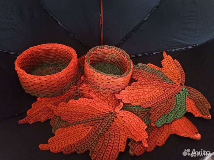 Салфетки сервировочные и корзины из пэш