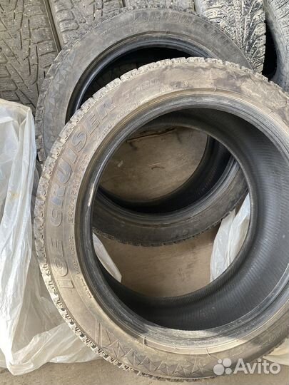 Bridgestone Ice Cruiser 7000 245/45 R18 96T