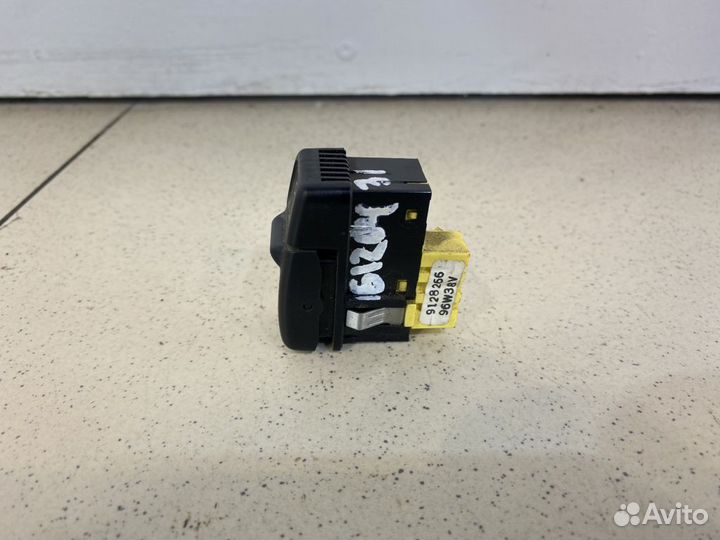 Кнопка Вольво 960