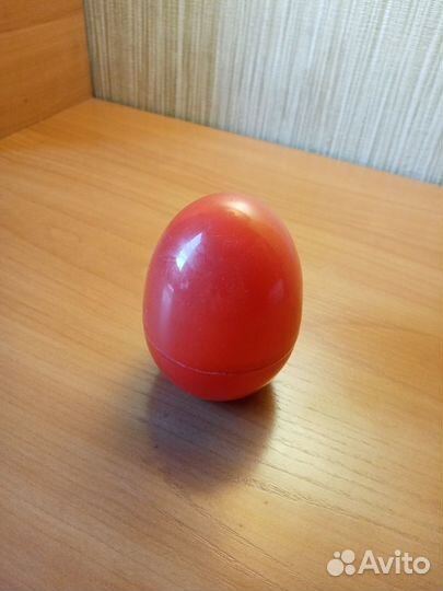 Пингвин в яйце