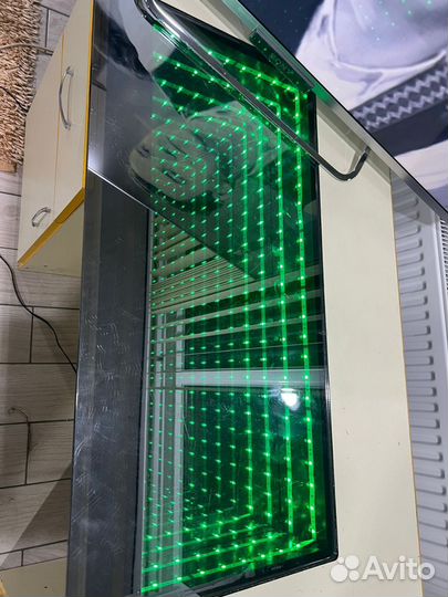 Стол с подсветкой