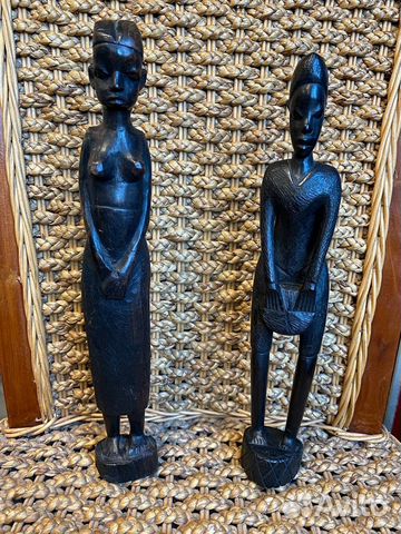 Статуэтки из эбенового дерева