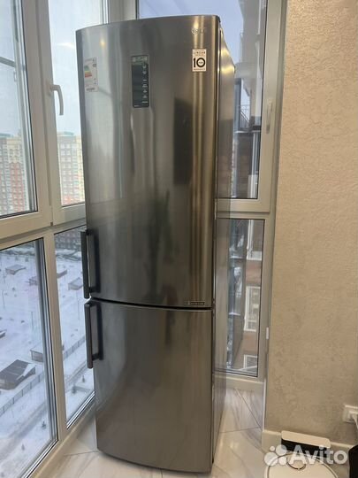 Холодильник бу LG