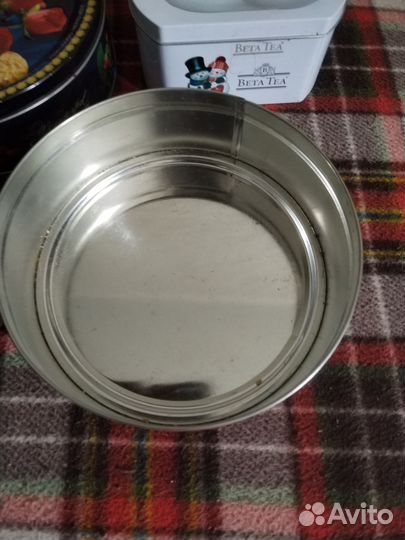 Жестяные банки для мелочей