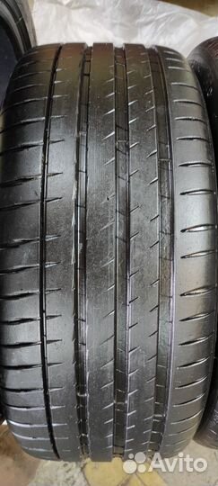 Michelin Pilot Sport 4 SUV 275/45 R21 и 315/40 R21 115ZR