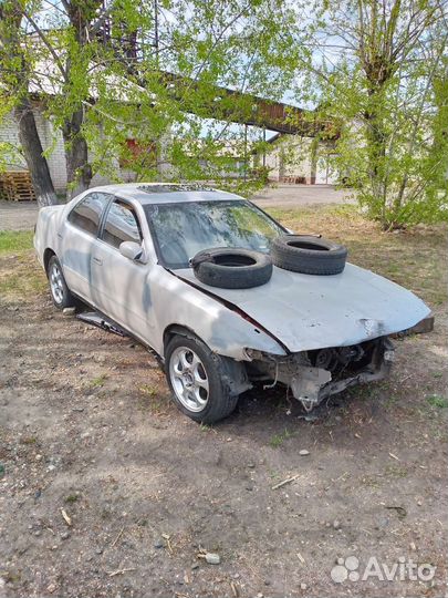 Toyota Cresta 2.0 AT, 1993, битый, 999 999 км