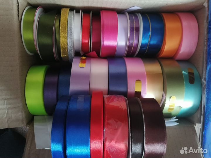 Лента атласная, бумага флористическая, тишью