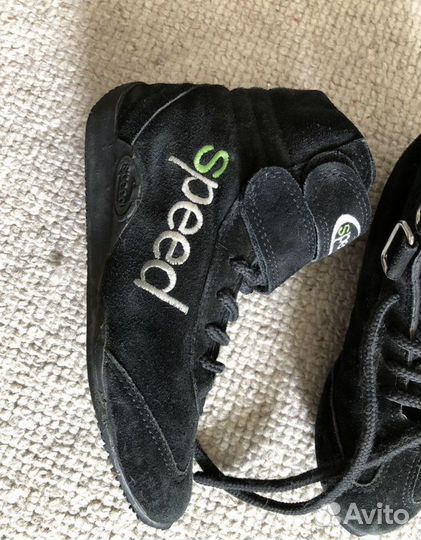 Ботинки для автоспорта